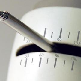 非常简洁的概念收音机