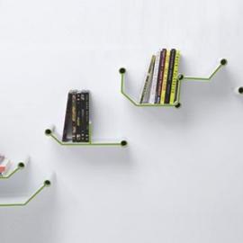 电路墙上书架