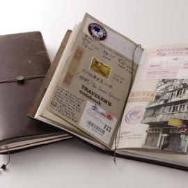 Traveler’s Notebook，旅行者最爱的真皮手记