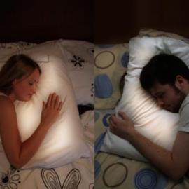 能听到对方心跳的情侣枕头