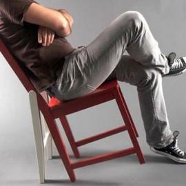 翘两脚不会倒的神奇椅子