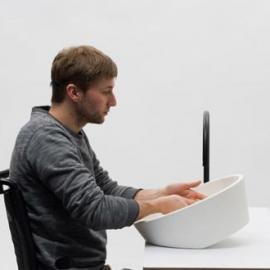 可倾斜的洗手盆