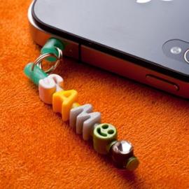 打造专属的字母耳机防尘塞