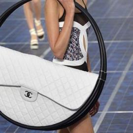 香奈儿呼啦圈包包