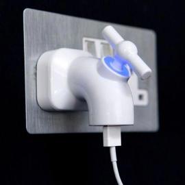 有趣的水龙头充电器