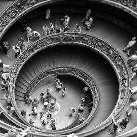 Larson 黑与白的世界