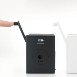 手摇式发电相机