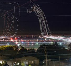 飞机起降曝光拍摄