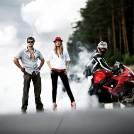 俄罗斯现代婚纱照