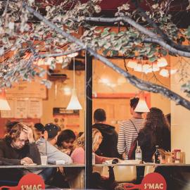 洋人休闲的生活