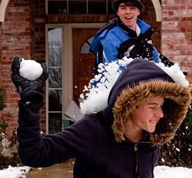 童年的回忆 打雪仗