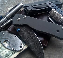 每日所需 窥视别人