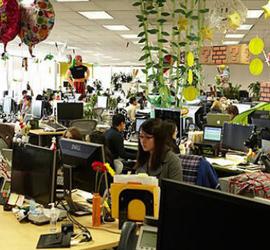 窥视 Facebook 办公室内部