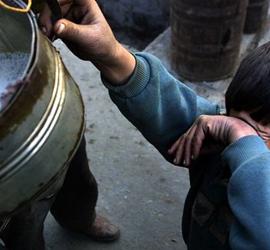 战争遗留的阿富汗