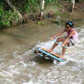 泰国的街头 痛并快乐着