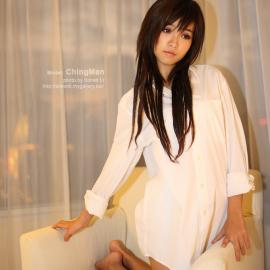 酒店里的清纯美女