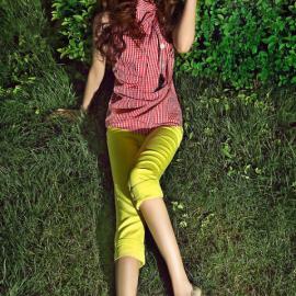 高清超美的长腿娃娃脸美女