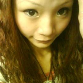 美丽新一代女生疯狂自拍族