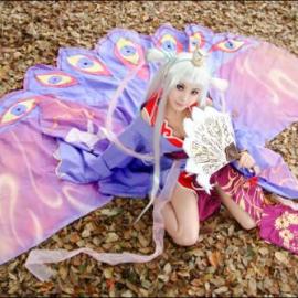 花丛只媚仙女COSPLAY