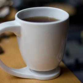 创意设计 悬空的杯子