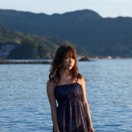 海天一色与美女的完美结合