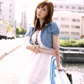 让纯情少女变性感美女的过程