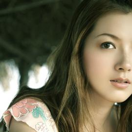 摄影作品－－女性特写组图欣赏