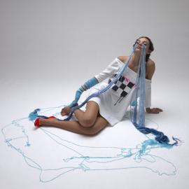 巴黎摄影师Elene Usdin作品《La barbe bleue》