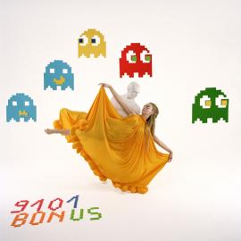 巴黎摄影师Elene Usdin作品《Extended life》