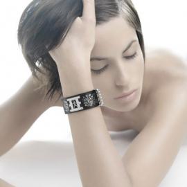 Davolo 展现手表的华丽“视界”