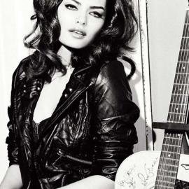 GUESS2010黑白复古时尚大片—Ellen von Unwerth