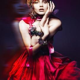 波兰超模Anna Jagodzinska 演绎色彩大片