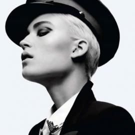 Hedi Slimane掌镜《VOGUE》三月大片