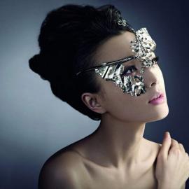 秦岚华丽珠宝大片欣赏