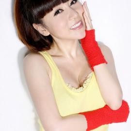 活泼好动的运动美女