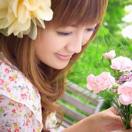 自家花园温馨甜美照