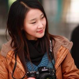 摄影美女摄出自我
