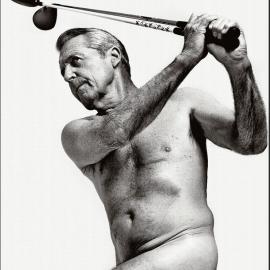 一组视觉效果令人震撼的悉数全裸上阵展现完美身材。