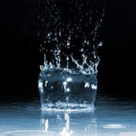 20张关于水的艺术桌面