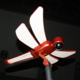 次世代照明技术展:采用LED照明以及摄影配备的蜻蜓街灯