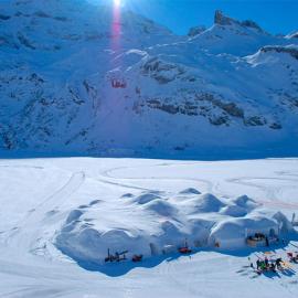 冰天雪地中的IGLU酒店