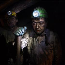 精美的劳动者照片：劳动节