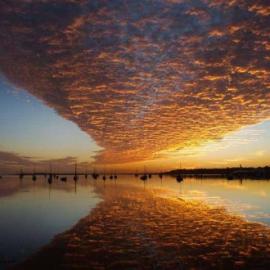 20张美丽的倒影摄影照片