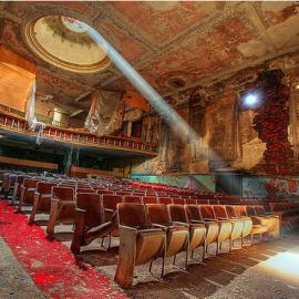 25张反应衰败情形的摄影照片