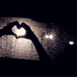 50张非常浪漫的雨中摄影照片