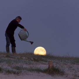 19张关于月亮的创意摄影照片