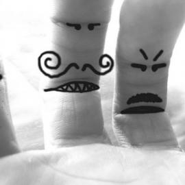 30张创意搞笑的手指摄影照片