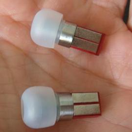 用牙齿控制的MP3