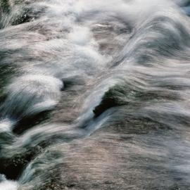 聆听流淌着的贝多芬 创意水流的快门速度