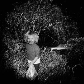 Simen Johan:融合虚幻与想象的现实世界